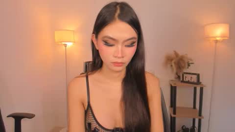 MIRA GREYSON online show from April 6, 4:57 am