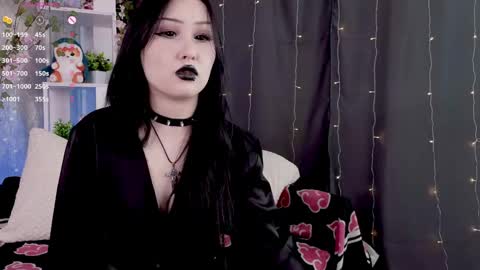 Snapshot of ariellemckoon chatting on April 2, 4:54 am Dee online show from April 2, 4:54 am