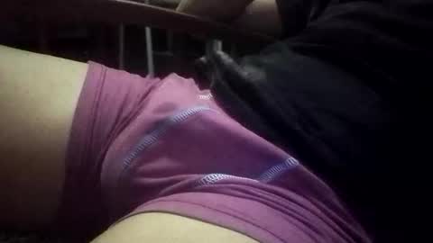 Snapshot of arieluo chatting on February 18, 1:56 am arieluo online show from February 18, 1:56 am