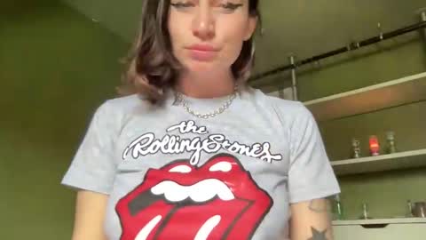 ariel  colin when hes here online show from January 14, 6:13 pm