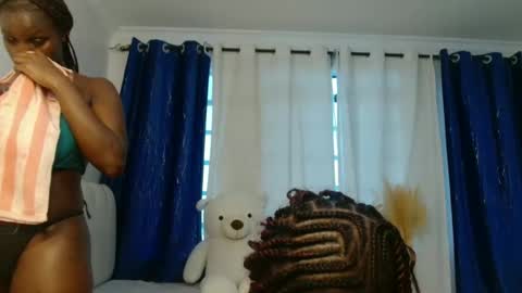 aries_flame online show from April 4, 2:14 pm