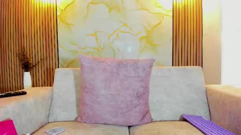 Arietta online show from July 31, 1:43 pm