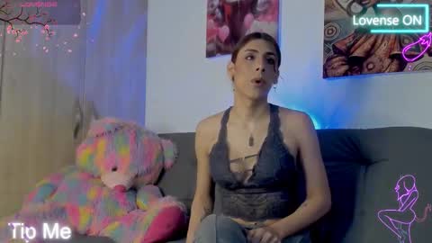 Ariana Forero ---- independet model online show from March 28, 12:54 am