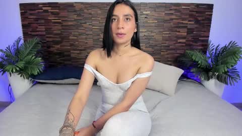 Snapshot of ariiaa_1 chatting on October 21, 10:16 am ARIANNA online show from October 21, 10:16 am