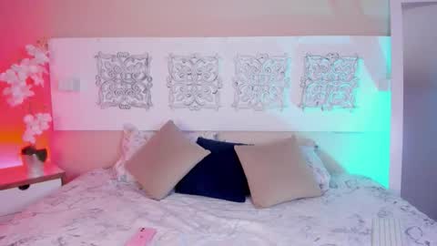 ARIANNA online show from February 4, 9:42 pm