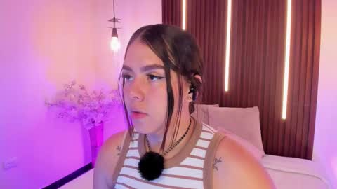  Arianna  online show from March 3, 3:40 pm