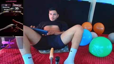 Ariies13 online show from March 18, 7:06 pm