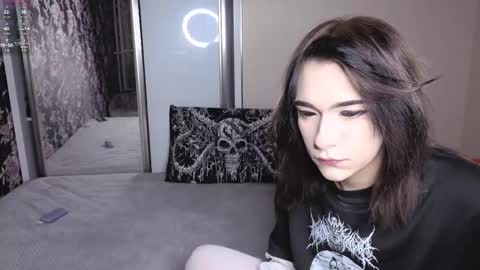 Arinka online show from February 1, 2:10 am