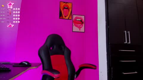 arisha_davis online show from December 4, 7:45 pm