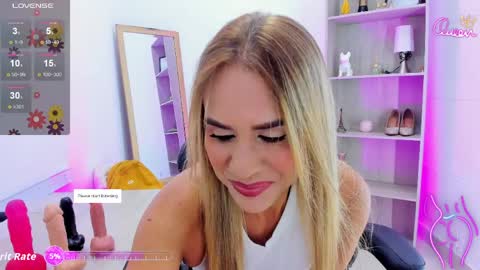 arisha_davis online show from April 4, 8:50 pm