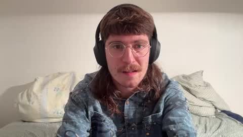 Ariste online show from October 23, 1:54 pm