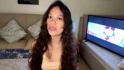 Snapshot of aristruths chatting on June 9, 2:01 am Ari online show from June 9, 2:01 am