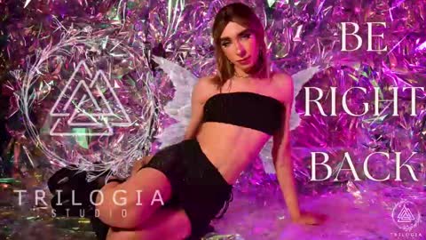   Nice to meet you  thumb up me please its important I  LOOK MY BIO DOWN online show from December 15, 7:35 am