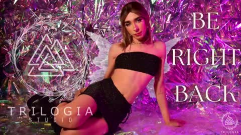   Nice to meet you  thumb up me please its important I  LOOK MY BIO DOWN online show from January 15, 11:43 am