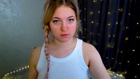 Arlana online show from February 3, 3:15 am