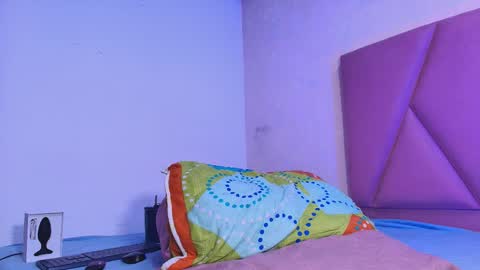 Arleth  online show from October 25, 3:14 am