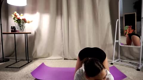 Hello My name Karry online show from January 15, 6:43 am