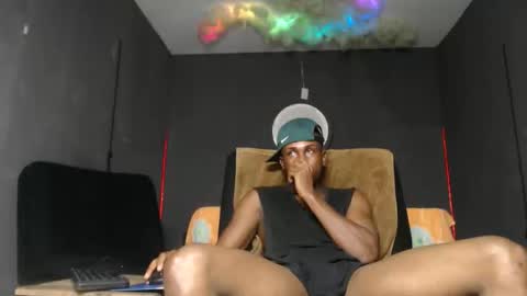 Snapshot of arley252 chatting on November 27, 2:24 am arley252 online show from November 27, 2:24 am