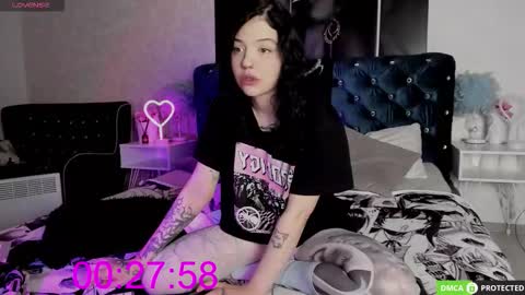 Snapshot of arlinecarroll chatting on February 1, 8:13 am Arline online show from February 1, 8:13 am