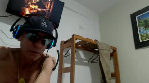 armaduradeacero online show from February 22, 10:47 am