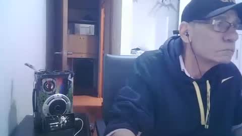 armaduradeacero online show from July 5, 4:30 am