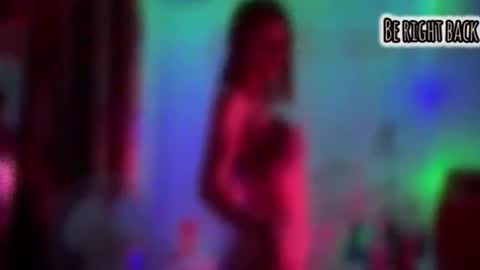 Snapshot of armurra chatting on February 20, 9:21 am armurra online show from February 20, 9:21 am