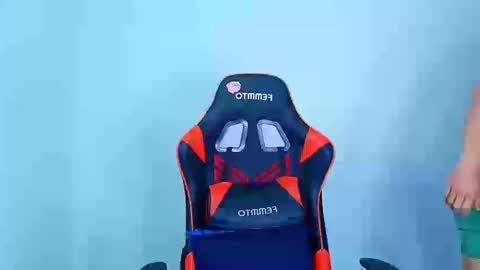 arnold black online show from September 9, 1:32 pm