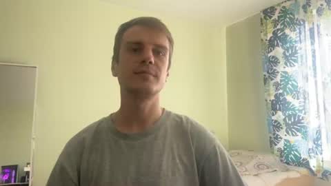 Snapshot of arnolngang chatting on August 3, 1:27 pm arnolngang online show from August 3, 1:27 pm