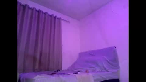 Snapshot of arombadacufofo chatting on November 22, 10:09 pm Cute Ass Princess online show from November 22, 10:09 pm