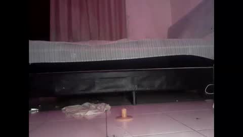 Snapshot of arombadacufofo chatting on December 13, 9:31 pm Cute Ass Princess online show from December 13, 9:31 pm