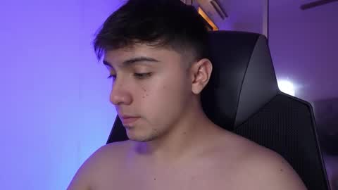 aron__cooper online show from October 24, 11:45 pm