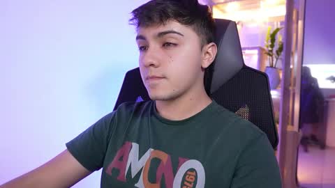 aron__cooper online show from December 22, 1:13 am