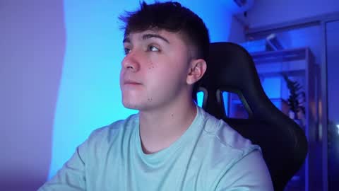 aron__cooper online show from June 3, 5:40 pm