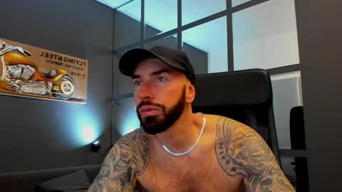 AronGrant online show from December 2, 10:31 am