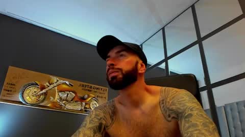 AronGrant online show from April 15, 8:54 am