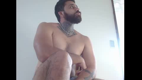 aronmiller online show from October 28, 8:11 pm