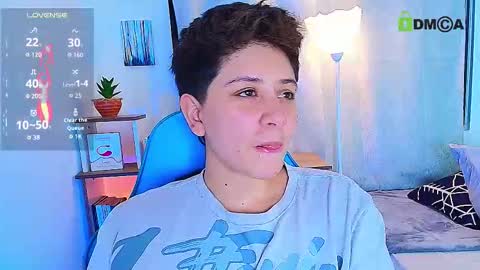 Snapshot of arontroy_wi chatting on October 10, 7:18 am noah and ivy online show from October 10, 7:18 am