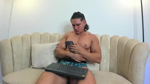   online show from October 7, 11:02 pm