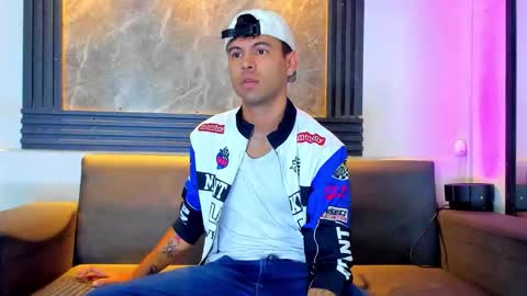 Snapshot of aroon_sexx21 chatting on November 7, 11:54 am Aroon online show from November 7, 11:54 am