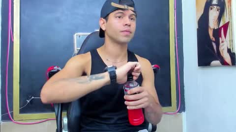 Snapshot of aroon_sexx21 chatting on December 3, 12:03 pm Aroon online show from December 3, 12:03 pm