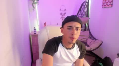 Aron online show from December 22, 12:46 pm