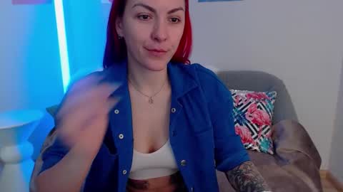 arri_ella online show from November 17, 11:54 pm