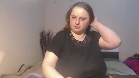 Snapshot of arriana98 chatting on April 2, 2:20 am Arriana online show from April 2, 2:20 am