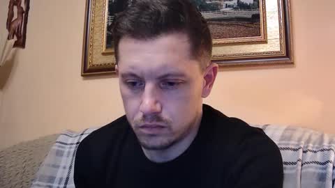 Snapshot of arromwilliam90 chatting on March 3, 9:04 am arromwilliam90 online show from March 3, 9:04 am