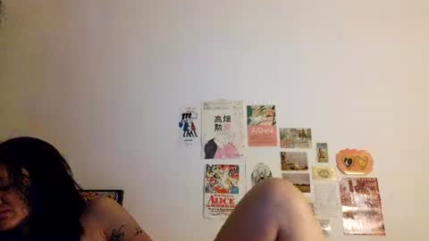 Snapshot of arrosemoi chatting on April 27, 11:25 pm arrosemoi online show from April 27, 11:25 pm