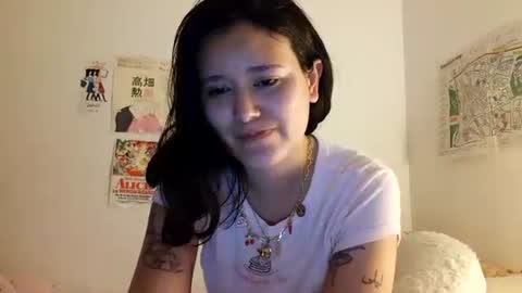 Snapshot of arrosemoi chatting on May 14, 1:45 am arrosemoi online show from May 14, 1:45 am