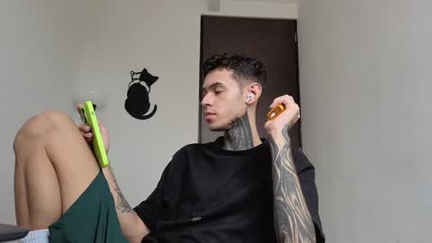   online show from February 24, 6:39 pm