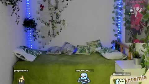 Artemis  my pvt is open and lovense is active  online show from October 2, 3:19 pm