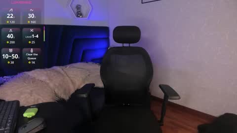 Snapshot of artemis_nyx chatting on November 13, 8:30 pm artemis_nyx online show from November 13, 8:30 pm