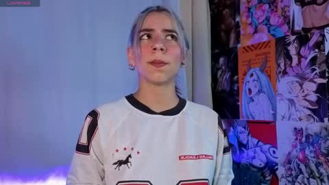 Snapshot of artemisablake chatting on April 5, 4:31 am artemisablake online show from April 5, 4:31 am